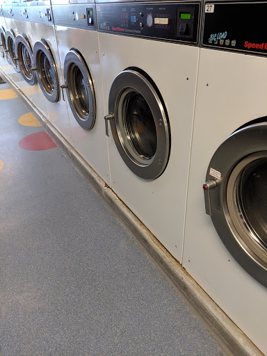Laundromat «Valley Fair Laundry Center», reviews and photos, 896 Springfield Ave, Irvington, NJ 07111, USA