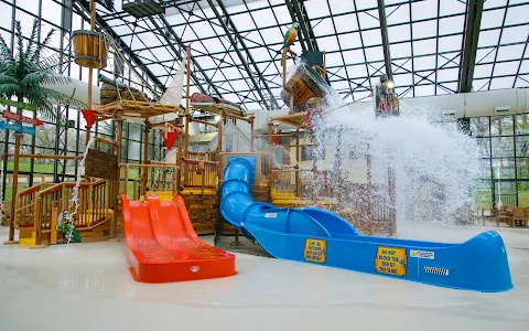 Pirate's Cay Indoor Waterpark image