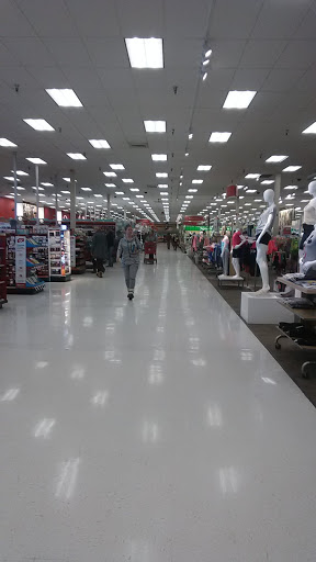 Department Store «Target», reviews and photos, 4202 13th Ave SW, Fargo, ND 58103, USA