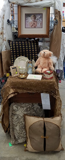 Thrift Store «Family Pathways Thrift Store», reviews and photos, 26816 Kettle River Blvd N, Wyoming, MN 55092, USA