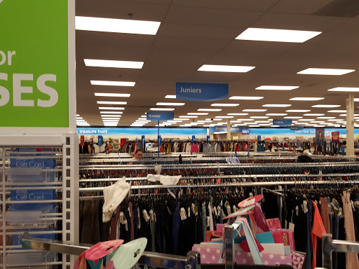 Clothing Store «Ross Dress for Less», reviews and photos, 3355 Daniels Rd, Winter Garden, FL 34787, USA