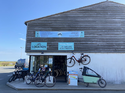 Cycland (face au marché d’été ) à Ars-en-Ré