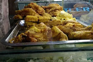Ayam Goreng Echlem image