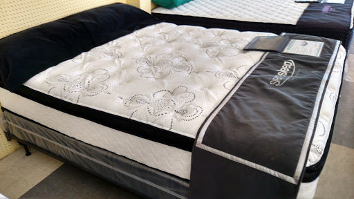 Mattress Store «Shoals Discount Mattresses», reviews and photos, 705 Avalon Ave, Muscle Shoals, AL 35661, USA