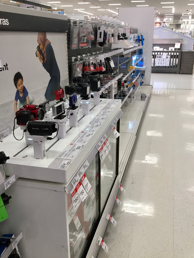 Department Store «Target», reviews and photos, 1149 Sunrise Hwy, Copiague, NY 11726, USA