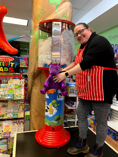 Toy Store «Beanstalk Toys and Books», reviews and photos, 654 Central Ave, Highland Park, IL 60035, USA