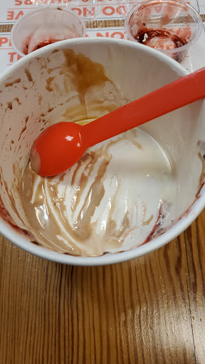 Frozen Yogurt Shop «Front Porch», reviews and photos, 3107 S Interstate 35 #770, Round Rock, TX 78664, USA