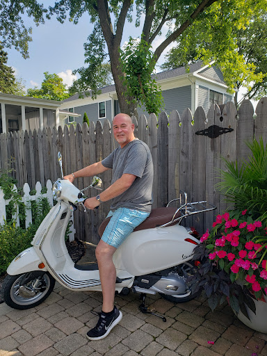 Car Dealer «Ultimate Motor Cars», reviews and photos, 2101 Ogden Ave, Downers Grove, IL 60515, USA