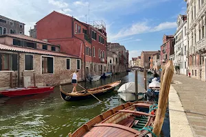 Row Venice image