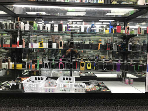 Tobacco Shop «Tobacco Palace & Vape Shop Gainesville», reviews and photos, 235 Pearl Nix Pkwy #2, Gainesville, GA 30501, USA