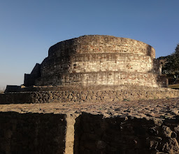 Templo de Quetzalcóatl photo