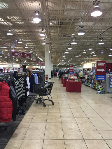 Clothing Store «Burlington Coat Factory», reviews and photos, 22331 Eureka Rd, Taylor, MI 48180, USA