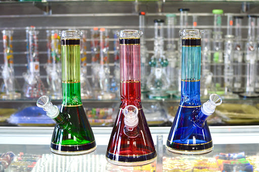 Tobacco Shop «Sky High Smoke Shop», reviews and photos, 33 W Southern Ave, Tempe, AZ 85282, USA