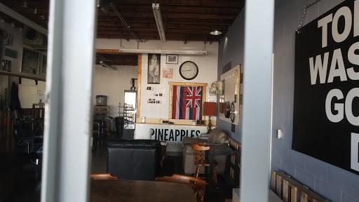 Barber Shop «Pineapples Barber Shop», reviews and photos, 565 Euclid St, Fullerton, CA 92832, USA