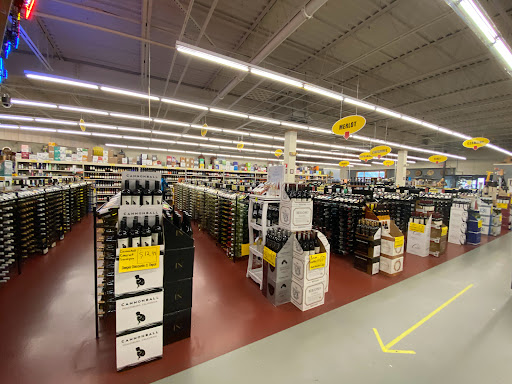 Beer Store «Liquor Depot, Inc.», reviews and photos, 17 Albany Turnpike, West Simsbury, CT 06092, USA