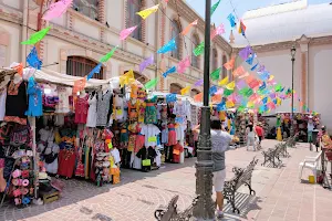 Mercado Hidalgo image