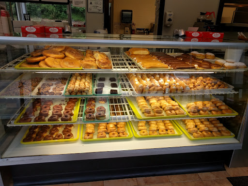 Donut Shop «Wilson Doughnut Shop», reviews and photos, 525 Tarboro Street Annex SW, Wilson, NC 27893, USA