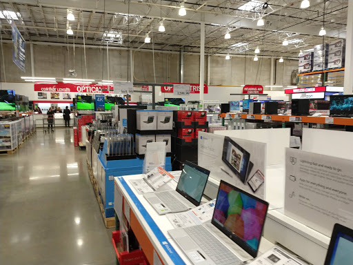 Warehouse store «Costco Wholesale», reviews and photos, 6700 Whitmore Lake Rd, Brighton, MI 48116, USA