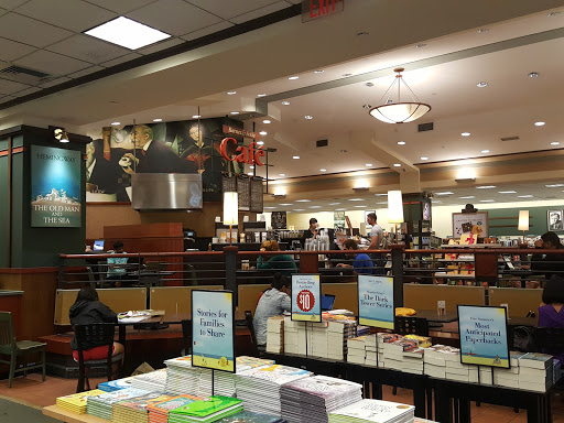 Book Store «Barnes & Noble», reviews and photos, 4300 Montgomery Rd, Ellicott City, MD 21043, USA