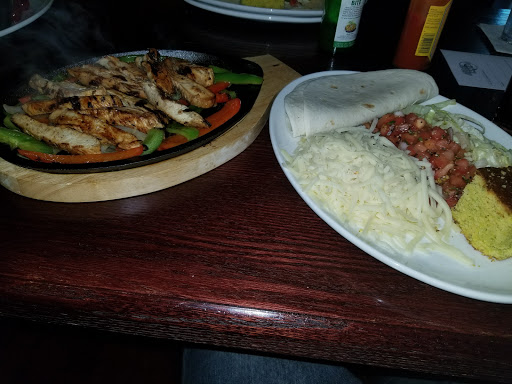 Piano Bar «526 Main Dueling Piano Bar», reviews and photos, 526 S Main St, Royal Oak, MI 48067, USA