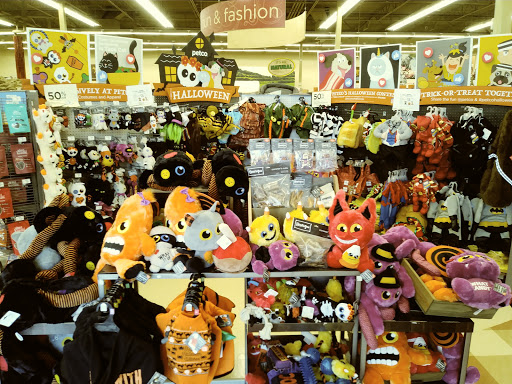 Pet Supply Store «Petco Animal Supplies», reviews and photos, 2450 Monarch Dr #105, Laredo, TX 78045, USA