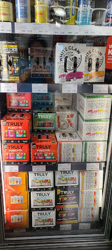 Wine Store «BevMo!», reviews and photos, 79715 CA-111, La Quinta, CA 92253, USA