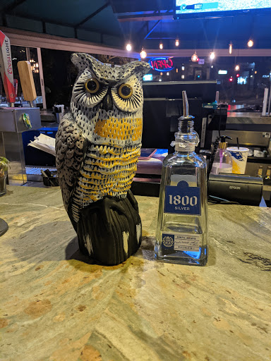 Shopping Mall «Moonlight Plaza Shopping Center», reviews and photos, 315 S Coast Hwy 101, Encinitas, CA 92024, USA