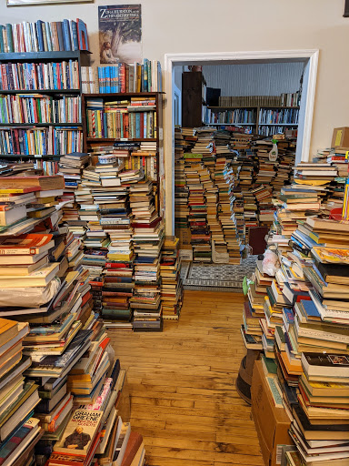 Book Store «Karen Wickliff-Books», reviews and photos, 3527 N High St, Columbus, OH 43214, USA