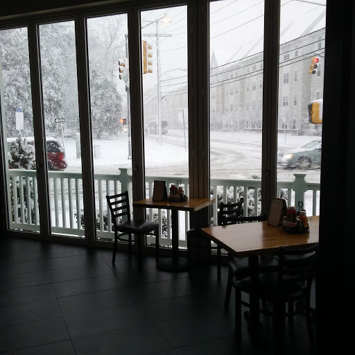 American Restaurant «Landmark Americana-Glassboro», reviews and photos, 1 Mullica Hill Rd, Glassboro, NJ 08028, USA