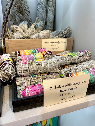 Jewelry Store «Silver Eagle Gallery», reviews and photos, 850 5th Ave S Suite B, Naples, FL 34102, USA