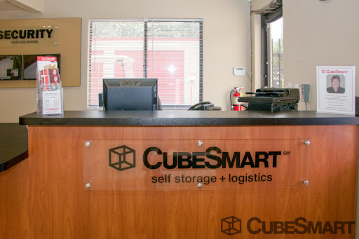 Self-Storage Facility «CubeSmart Self Storage», reviews and photos, 3651 Alafaya Trail, Oviedo, FL 32765, USA