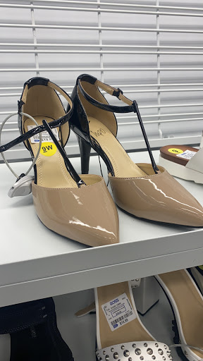 Clothing Store «Ross Dress for Less», reviews and photos, 3000 Gateway St, Springfield, OR 97477, USA