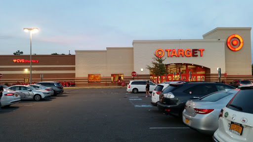 Department Store «Target», reviews and photos, 100 Willow St, Farmingdale, NY 11735, USA