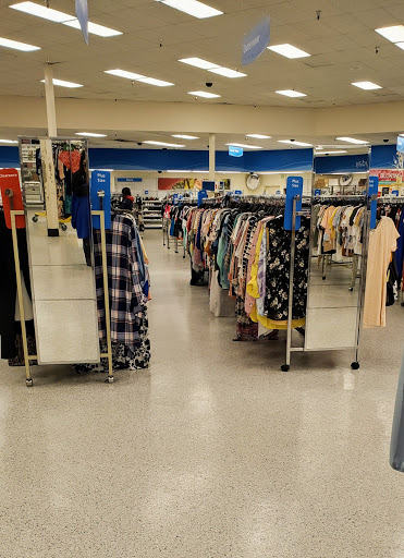 Clothing Store «Ross Dress for Less», reviews and photos, 10406 Silverdale Way NW, Silverdale, WA 98383, USA