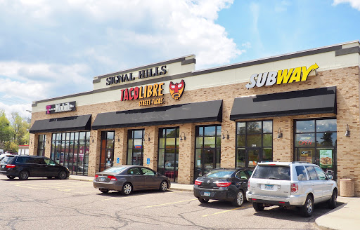 Shopping Mall «Signal Hills Shopping Center», reviews and photos, 1225 S Robert St, West St Paul, MN 55118, USA