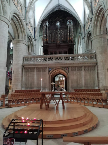 Reviews of The Diocese of Gloucester in Gloucester - Church