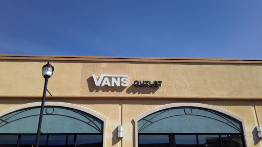 Vans, 917 Lifestyle St, Manteca, CA 95337, USA, 