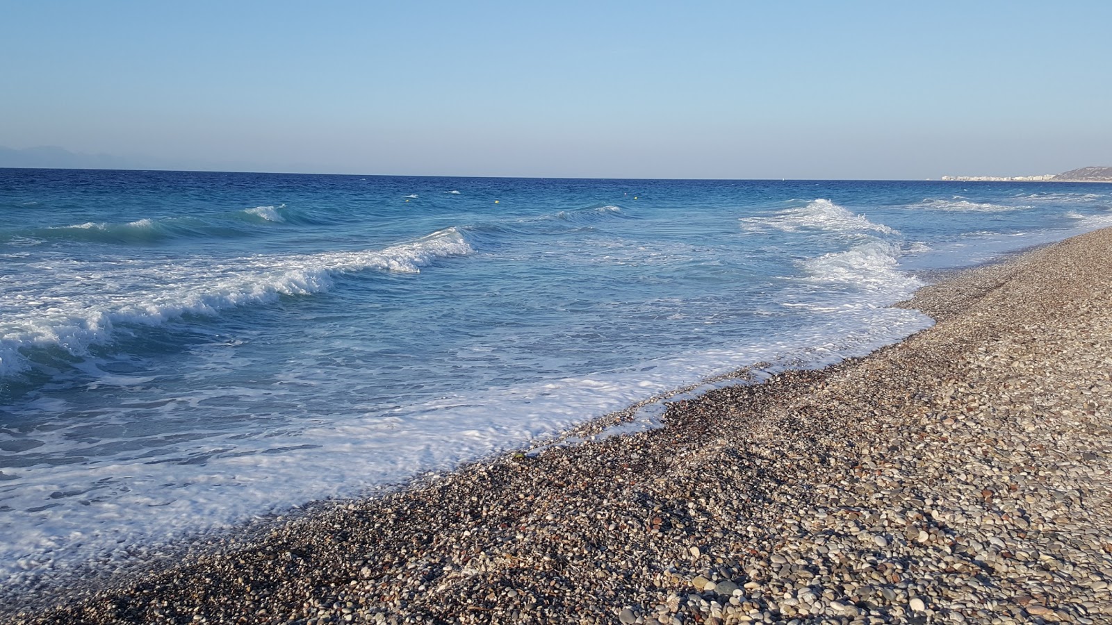 Foto von Ialysos Bay Beach II wilde gegend