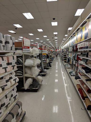 Department Store «Target», reviews and photos, 660 N Edwards Blvd, Lake Geneva, WI 53147, USA