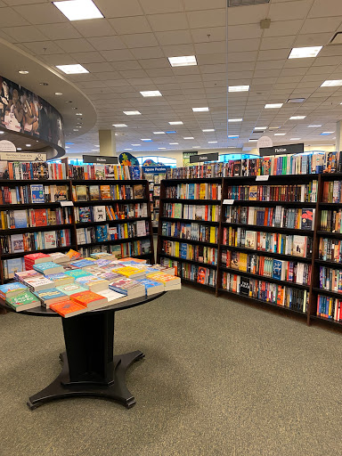 Barnes & Noble