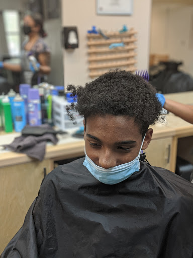 Barber Shop «New Life Barbershop», reviews and photos, 1326 E Howard St, Live Oak, FL 32064, USA