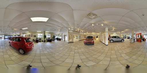 Car Dealer «Rainbow Luxury Imports.», reviews and photos, 1801 N Hwy 190, Covington, LA 70433, USA