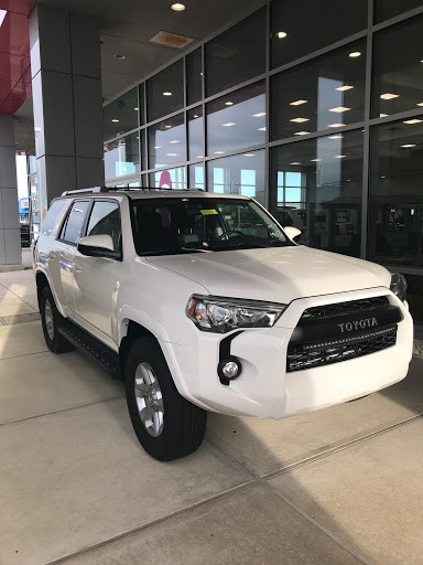 Used Car Dealer «Price Toyota», reviews and photos, 168 N Dupont Hwy, New Castle, DE 19720, USA