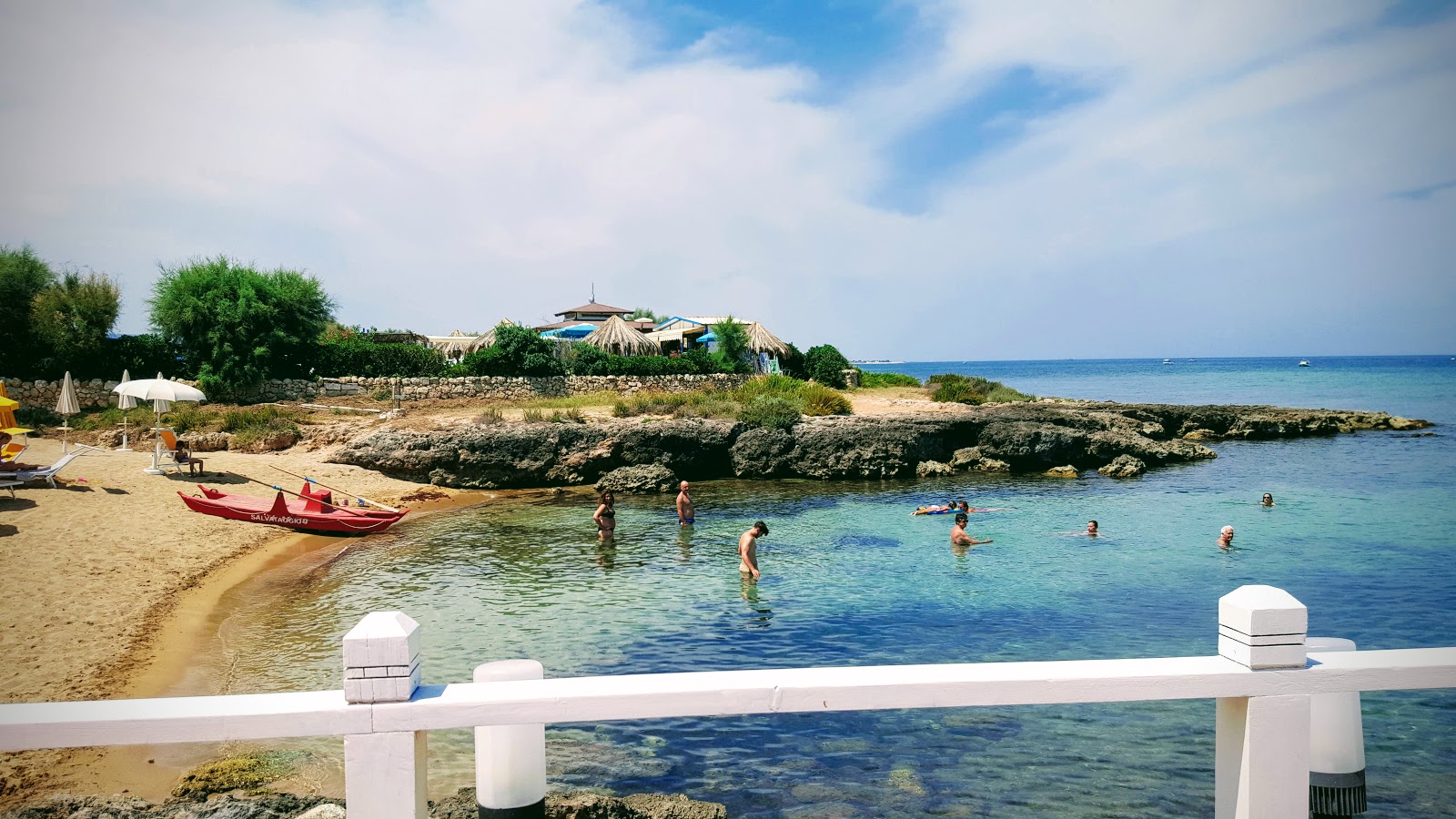 Foto von La Fonte beach - empfohlen für Familienreisende mit Kindern