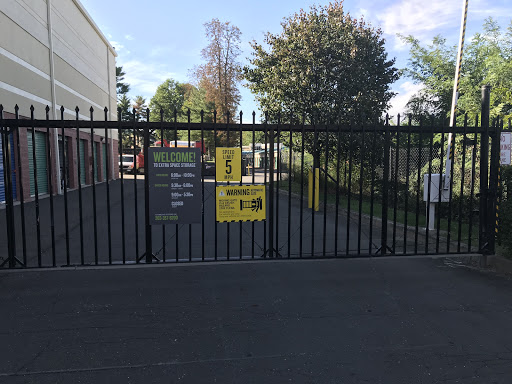 Self-Storage Facility «Extra Space Storage», reviews and photos, 1934 W Main St, Stamford, CT 06902, USA