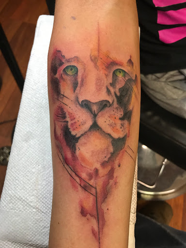 Tattoo Shop «mystic ink tattoos», reviews and photos, 715 N Ewing St, Seymour, IN 47274, USA