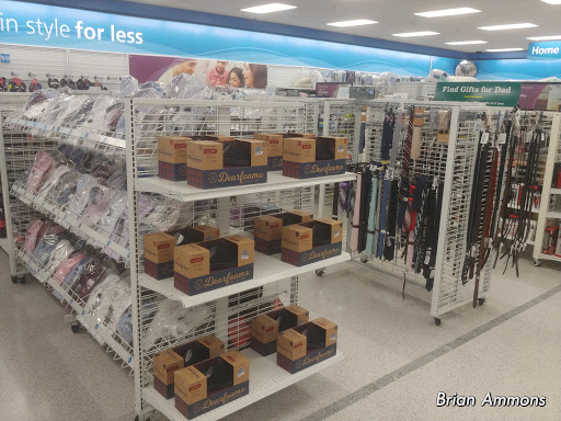 Clothing Store «Ross Dress for Less», reviews and photos, 1700 Lake Woodlands Dr, The Woodlands, TX 77380, USA