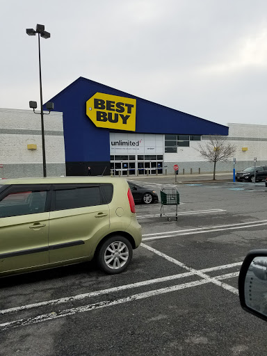 Best Buy, 1100-1300 N Galleria Dr, Middletown, NY 10941, USA, 