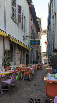 Atmosphère du Pizzeria Restaurant Le Passé à Aix-les-Bains - n°2