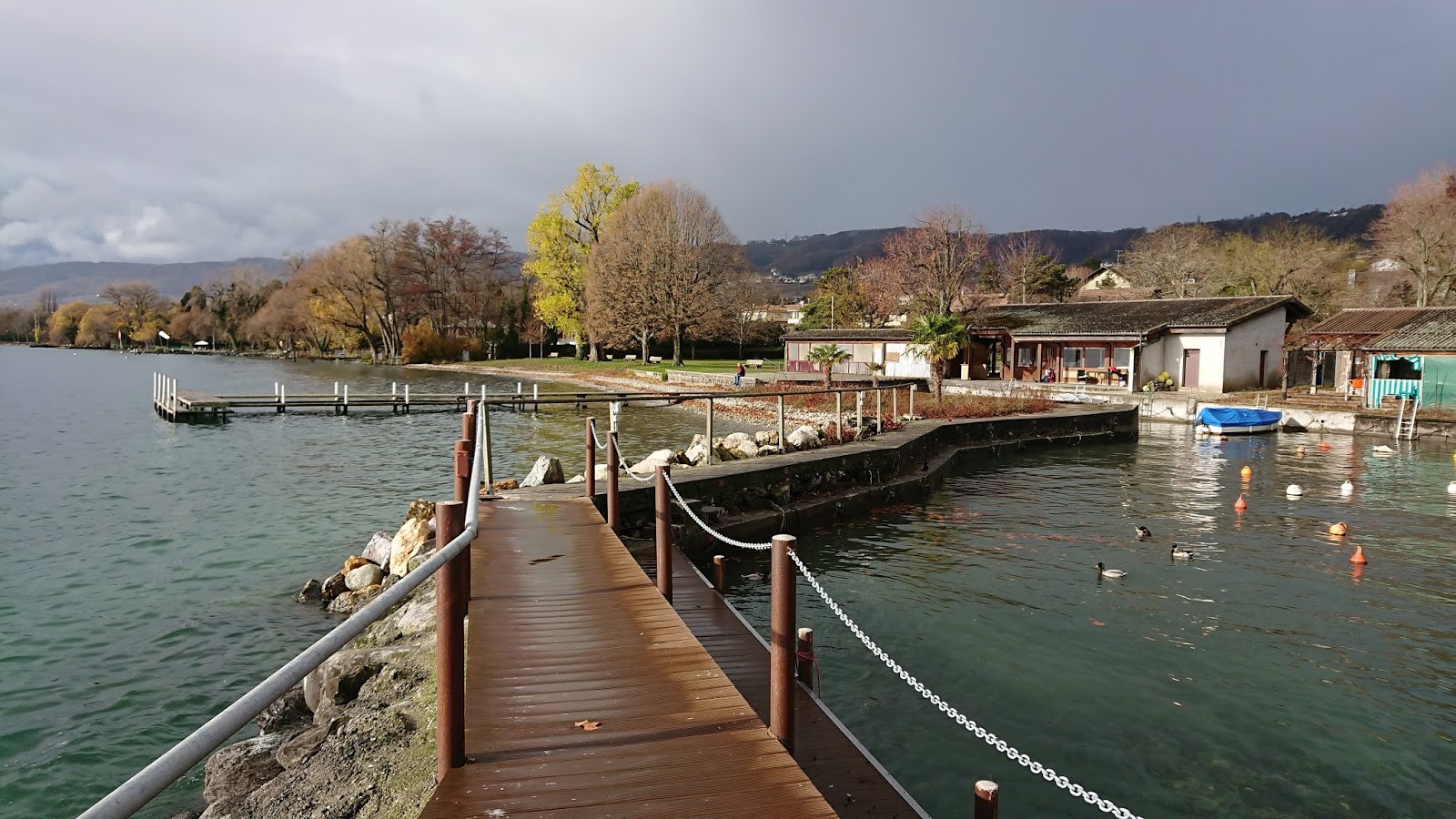 Plage de Perroy photo #9